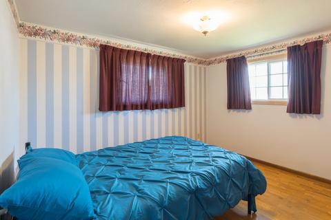 128 E Longfellow Ave, Spokane, WA 99207 photo 8