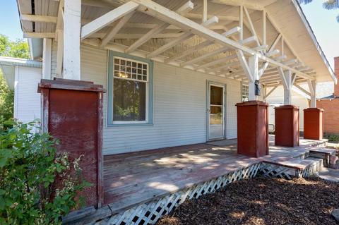 1711 E 9th Ave, Spokane, WA 99202 photo 2
