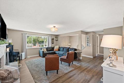 1503 E 35 Ave, Spokane, WA 99203 photo 2