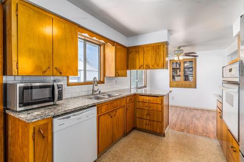 815 E Central Ave, Spokane, WA 99208 photo 7