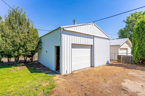 815 E Central Ave, Spokane, WA 99208 photo 2