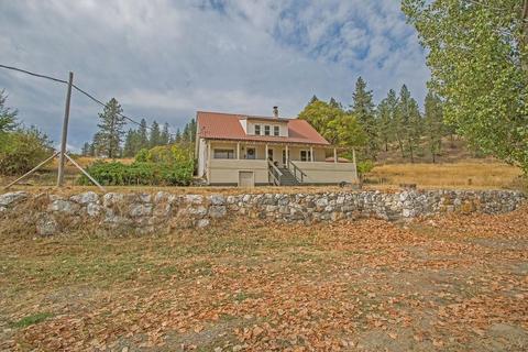 2750 House Rd, Kettle Falls, WA 99141