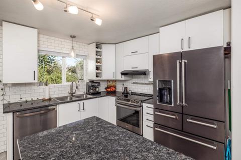 4253 E 9th Ave, Spokane, WA 99202 photo 5