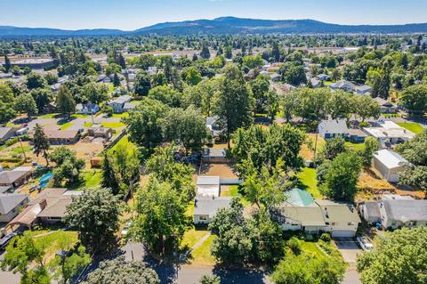 8018 E Grace Ave, Spokane Valley, WA 99212 photo 3