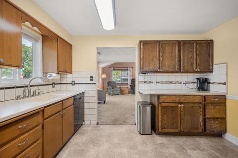 428 E Joseph St, Spokane, WA 99208 photo 7