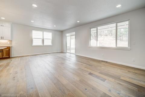 2011 E 33rd Ln, Spokane, WA 99223 photo 29
