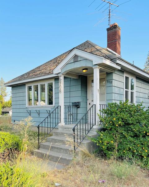 902 E 29th Ave, Spokane, WA 99203 photo 1