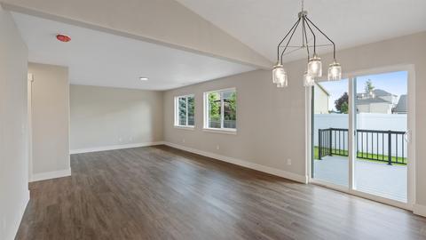 722 E Canterbury Ln, Colbert, WA 99005 photo 9