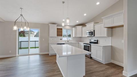 722 E Canterbury Ln, Colbert, WA 99005 photo 5