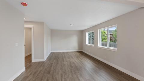 722 E Canterbury Ln, Colbert, WA 99005 photo 8
