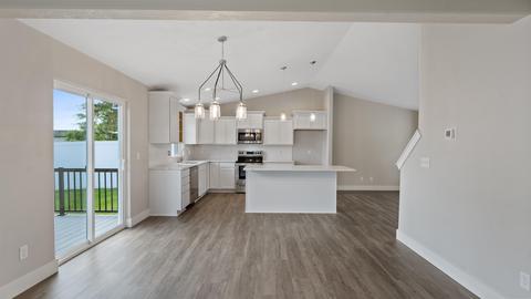 722 E Canterbury Ln, Colbert, WA 99005 photo 6