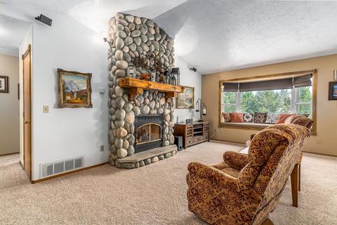 602 E Chattaroy Rd, Colbert, WA 99005 photo 2