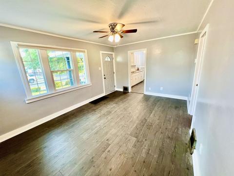 1027 E Longfellow Ave, Spokane, WA 99207 photo 10