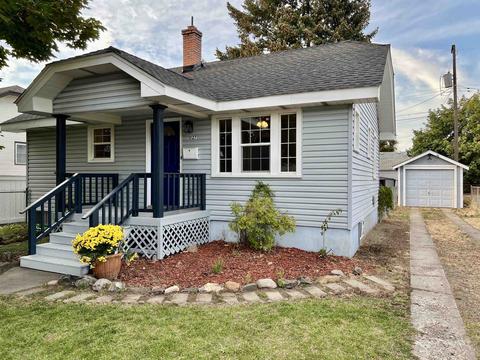 1027 E Longfellow Ave, Spokane, WA 99207 photo 2