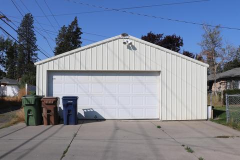 1122 E 37th St, Spokane, WA 99203 photo 35