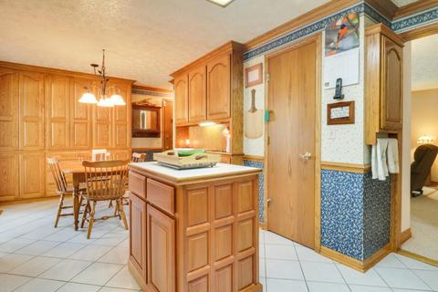 605 E Wilding Ave, Spokane, WA 99208 photo 10