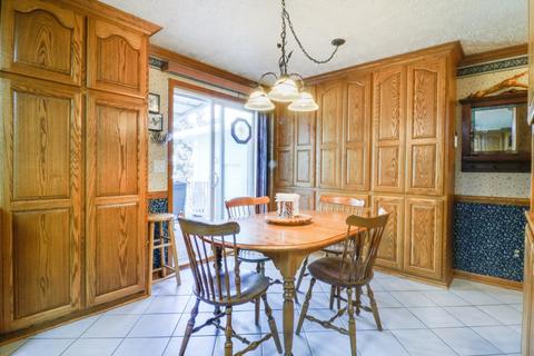 605 E Wilding Ave, Spokane, WA 99208 photo 11