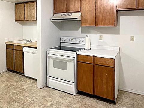 505 E Baldwin Ave, Spokane, WA 99207 photo 18
