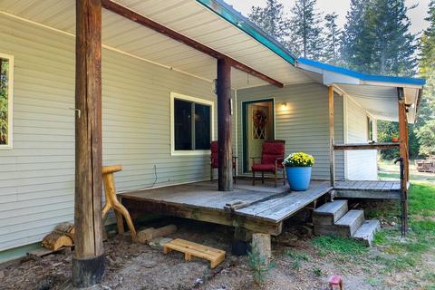 1012 Riverbend Loop Rd, Cusick, WA 99119 photo 5