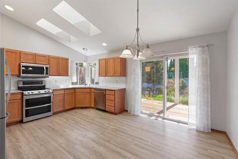 310 E Blackhawk Dr, Spokane, WA 99208 photo 9