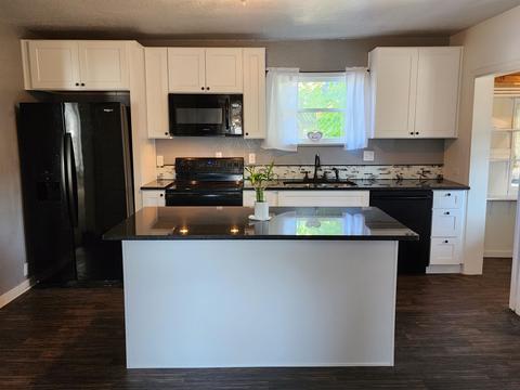 2824 N Ruby St, Spokane, WA 99207 photo 8