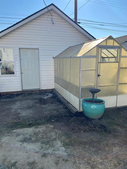 818 E Longfellow Ave, Spokane, WA 99207 photo 28