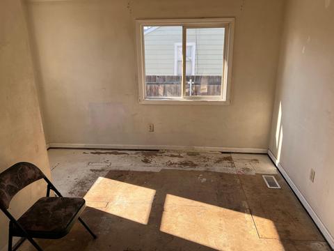 818 E Longfellow Ave, Spokane, WA 99207 photo 12