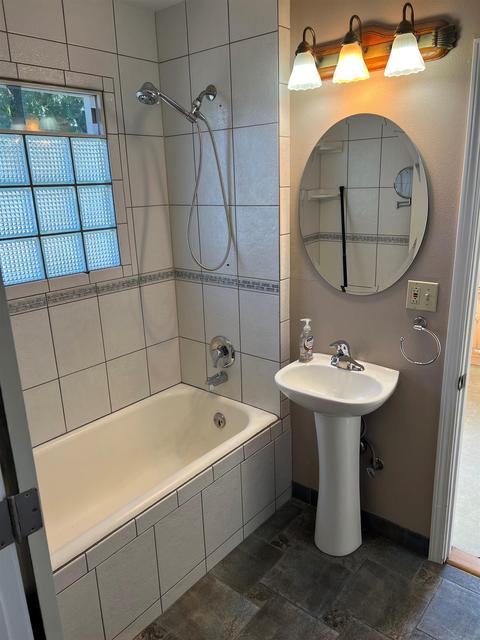 818 E Longfellow Ave, Spokane, WA 99207 photo 6