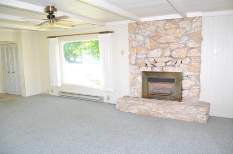 9 E State St, Saint John, WA 99171 photo 2