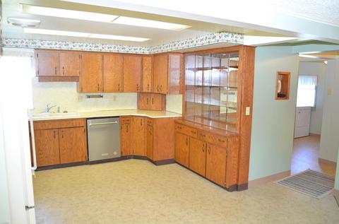 9 E State St, Saint John, WA 99171 photo 5