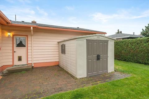 11218 E 10th Ave, Spokane Valley, WA 99206 photo 33