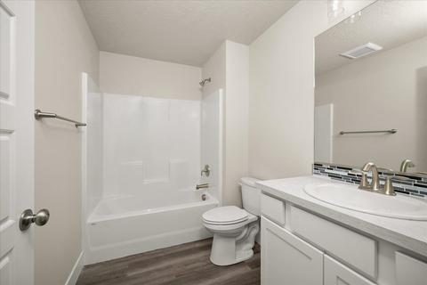 728 E Canterbury Ln, Colbert, WA 99005 photo 17