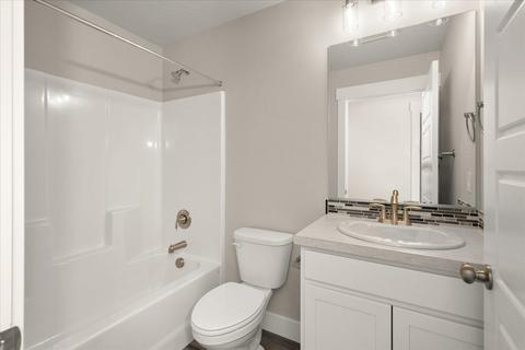 728 E Canterbury Ln, Colbert, WA 99005 photo 13