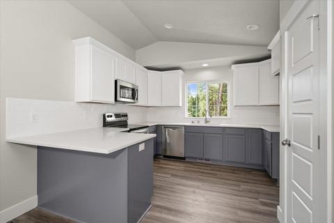 728 E Canterbury Ln, Colbert, WA 99005 photo 6
