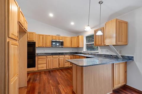 4115 E Center Rd, Mead, WA 99021 photo 3