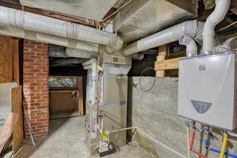 407 E Wabash St, Spokane, WA 99207 photo 24