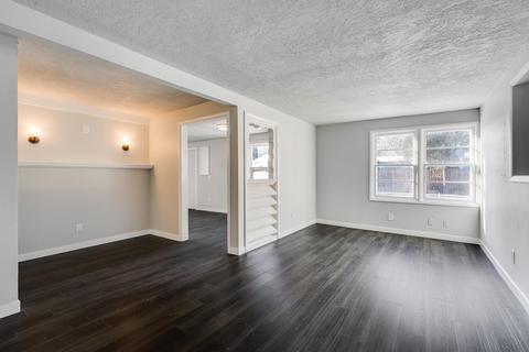 1028 E Queen Ave, Spokane, WA 99207 photo 5