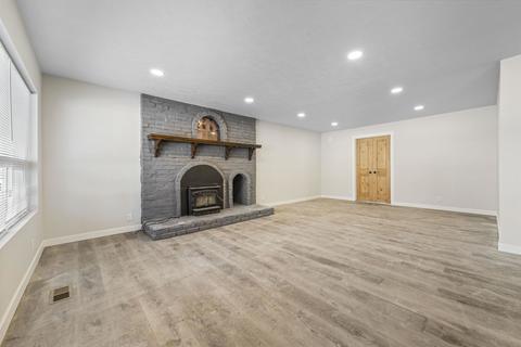 1822 Everett Ave, Spokane, WA 99207 photo 2