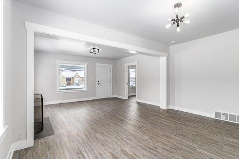 919 Everett Ave, Spokane, WA 99207 photo 6