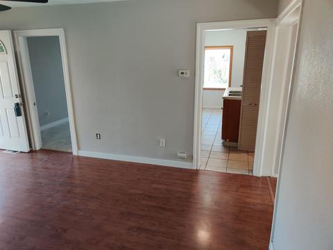 1648 E Broad Ave, Spokane, WA 99207 photo 14