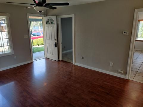 1648 E Broad Ave, Spokane, WA 99207 photo 10