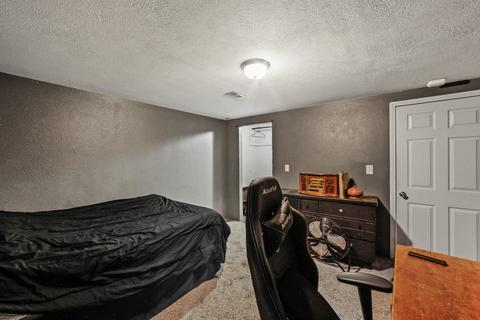 407 E Queen Ave, Spokane, WA 99207 photo 22