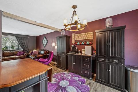 407 E Queen Ave, Spokane, WA 99207 photo 6