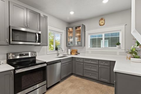 1114 E Nora St, Spokane, WA 99207 photo 8