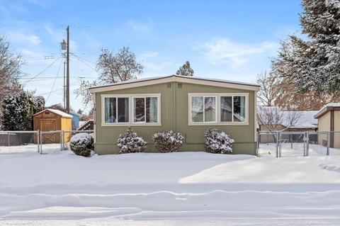19114 E Cane Cir, Greenacres, WA 99016