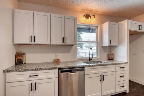 558 E Queen Ave, Spokane, WA 99207 photo 13
