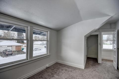 558 E Queen Ave, Spokane, WA 99207 photo 22