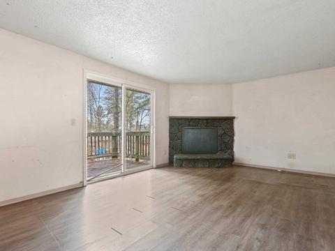 2011 E 11th Ave, Spokane, WA 99202 photo 3