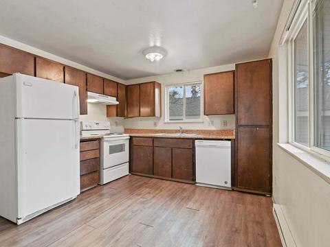 2011 E 11th Ave, Spokane, WA 99202 photo 5