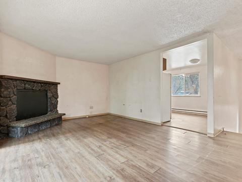 2011 E 11th Ave, Spokane, WA 99202 photo 4